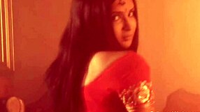 Sexy Belly Dancer Teases With Erotic Moves to Savor Every Moment