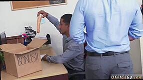 pilipino guy dives into oral gay action for bonus