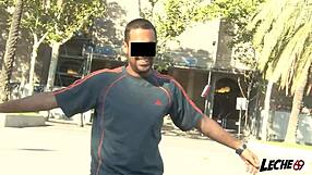 Camiseta Mojada! Brunette Licks and Sucks Big Cock Outdoors in Wild Spanish Action