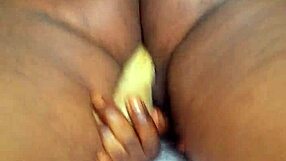 queensandy chats about mature lingerie and amateur fun