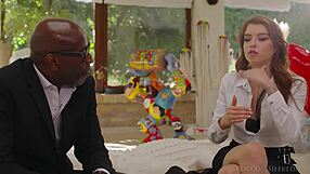 Divoký anál ovládá s špinavou Eden Ivy a Scarlett Jones