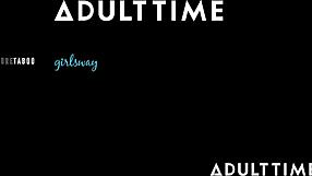 Kolin kaunottaret Myra Moans ja Madi Collins ratsastavat kovaa ensimmäisessä kolmen kimpassa