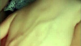 lucky stranger scores nudes from sexy amateur model joyliii