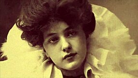 Vintage Erotic Animation with Classic Cartoon Charm