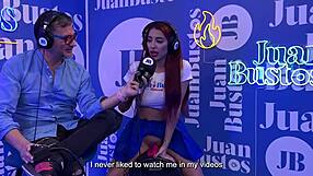 जेसिका सोडी वाइब्रेटर मशीन पर फैंटसी शेयर करते हुए जोर से झड़ती है?