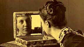 Vintage Erotic Animation with Classic Cartoon Charm