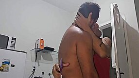 pizza guy arrives during hotel sex 😏