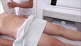 Bangkok en iyi Tay masajı patlamalı boşalma finali