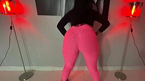 Venezuelan Whore Worships Huge Ass for Orgasm!