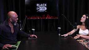 Morena, o kıllı amını ve kıçını göster! Lan, ağza boşalma bayılıyorum!