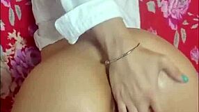 Minha primeira siririca no xvideos com muita masturbação madura 😏