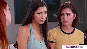 3 Hot Ladies Licking Cunts