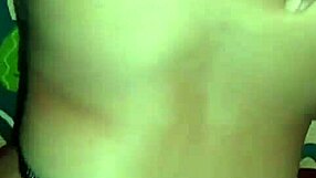 Mesum Paling Nikmat Mendapatkan Memek Jual Nasi Uduk