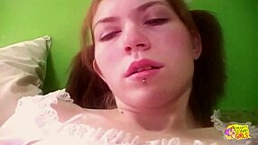 solo masturbation turns lesbian