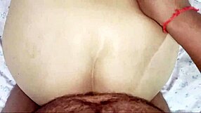 Beautiful Indian bhabhi’s pussy pounded in hardcore sex