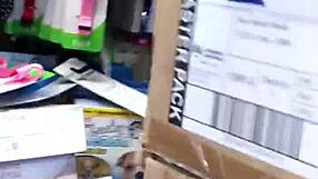 milf phat ass with hidden candid shots