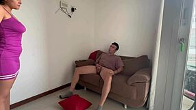 minha colega de quarto é uma porca e uma vagabunda