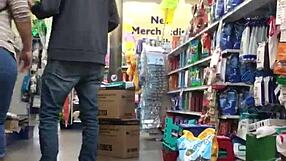 milf phat ass with hidden candid shots