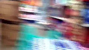 milf phat ass with hidden candid shots