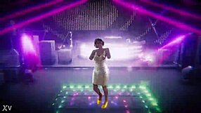 Rebolando funk she dances seductively