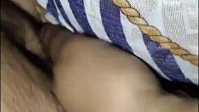 Nuansa Tabu Saat Aku Nyusup Ngewe Ibu Tiri Sendirian di Rumah