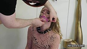 辣妹拖进肛交疯人院遭群奸屁眼