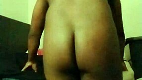 i feel sexy playing with hair during anal spreading?