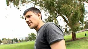 إيفي وينترز، مشجعة 18+، تشتهي شرج عميق مع رجل أكبر. أنا أفقد عقلي مع ركوبها!