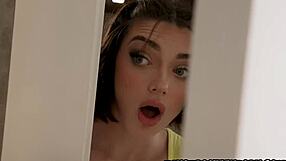 ชรูมถูกจับในเซ็กซ์มือผิวต่างสีกับสาวสวย