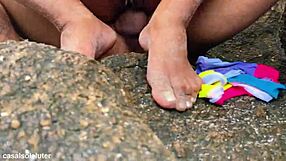 Fudendo Bem Gostoso a Loira na Prainha Branca com Paixão Latina Intensa