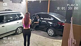 Novinha Leva Carro No Mecânico E Levou Pau