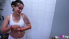 Sofia Jimenez เปิดซิงหนังโป๊สุดเด็ดด้วยเป่าควย