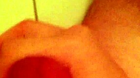 Toilet Wanking With Intense Stroking Action