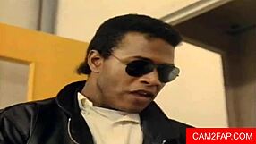 i see a sexy hot teen on webcam