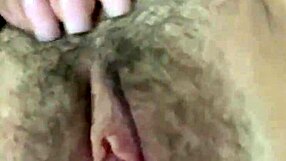 hungry for cock 😏