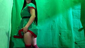 Dirty Christmas Elf Waits For Big Cock Insertion In Her Latina Vagina