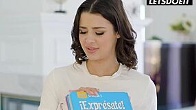 Ember Snow、Nicole Doshi等明星的五大女女三人行