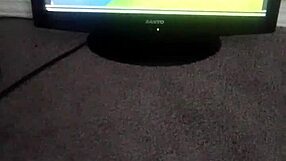 The SPYRO 3 SHOWER scene unfolds with bathing action.