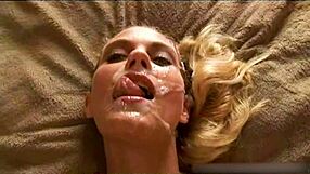 פתחתי את התחת שלי לזין הענק שלו, קיבלתי זרע על הפנים