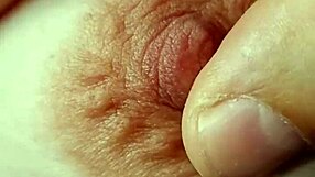 I Notice Braless Nipple In Amateur Setting