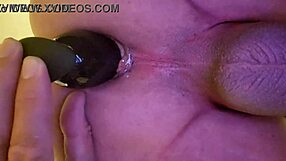 Un Amateur Se Fait Sodomiser Avec Un Plug Anal