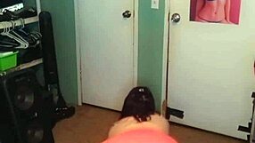 Catherine Grey twerke son gros cul sur Snapchat