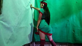 Dirty Christmas Elf Waits For Big Cock Insertion In Her Latina Vagina