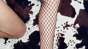 Fucking A Sexy Mature Bitch With Natural Tits