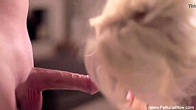 สาวบลอนด์กับน้ำตาลดูดควยโรมานติกหรูหรา นำไปแตกคาควย