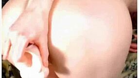 Mira a dama caliente darse placer en HD