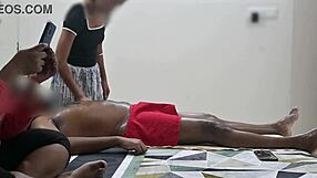 Lyckligt slut-spamassage för kunddamen