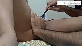 زوج قذر يحلق زوجته ليستخدمها ويحملها من آكل