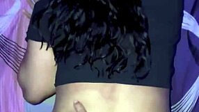 Disfrutando de diversión salvaje con un amigo en un hotel de Ciudad de México