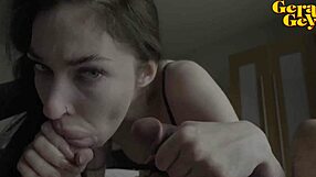 เมียสุดร่านมือใหม่โดน threesome ควยใหญ่ยัดหีสไตล์โดกี้